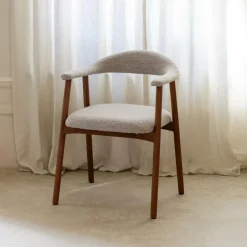 Armstoel COLETTE Monza Beige - Poot Walnoot