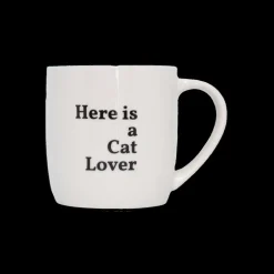 Mok Here Is A Cat Lover