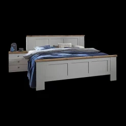 Slaapkamer NAVAN: Kleerkast 250cm met Lijst + Bed 160x200 + 2x Nachttafels